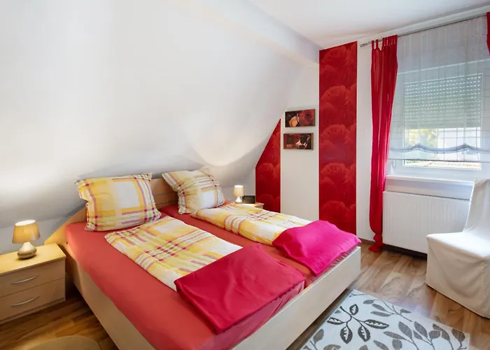 Vierheller Apartmán *